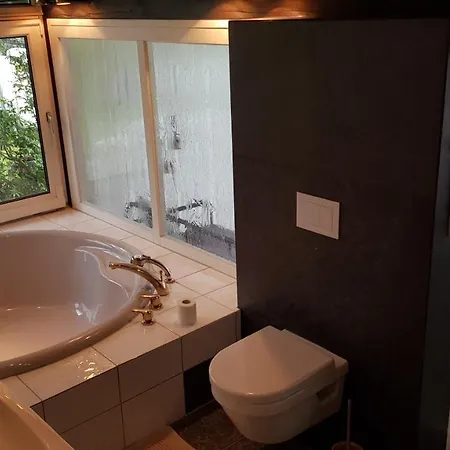 Jagdhaus Malzhagen * Nuembrecht